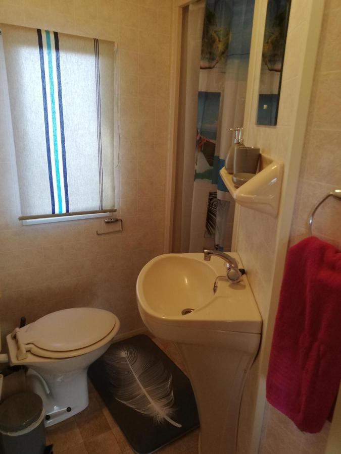 Pulilane Hotel Le Torp-Mesnil ภายนอก รูปภาพ